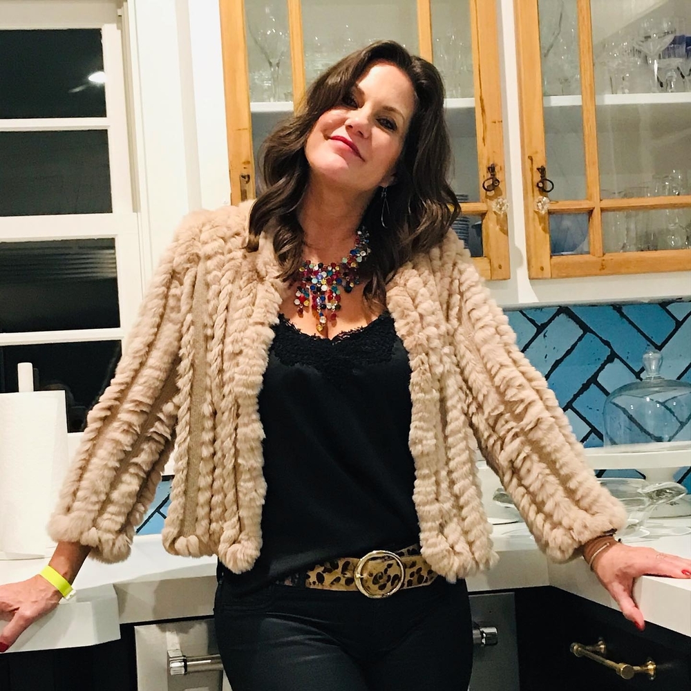 Meet your Posher, Biz